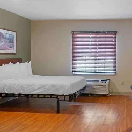 Extended Stay America Select Suites - Kansas City - South - I-49 מראה חיצוני תמונה