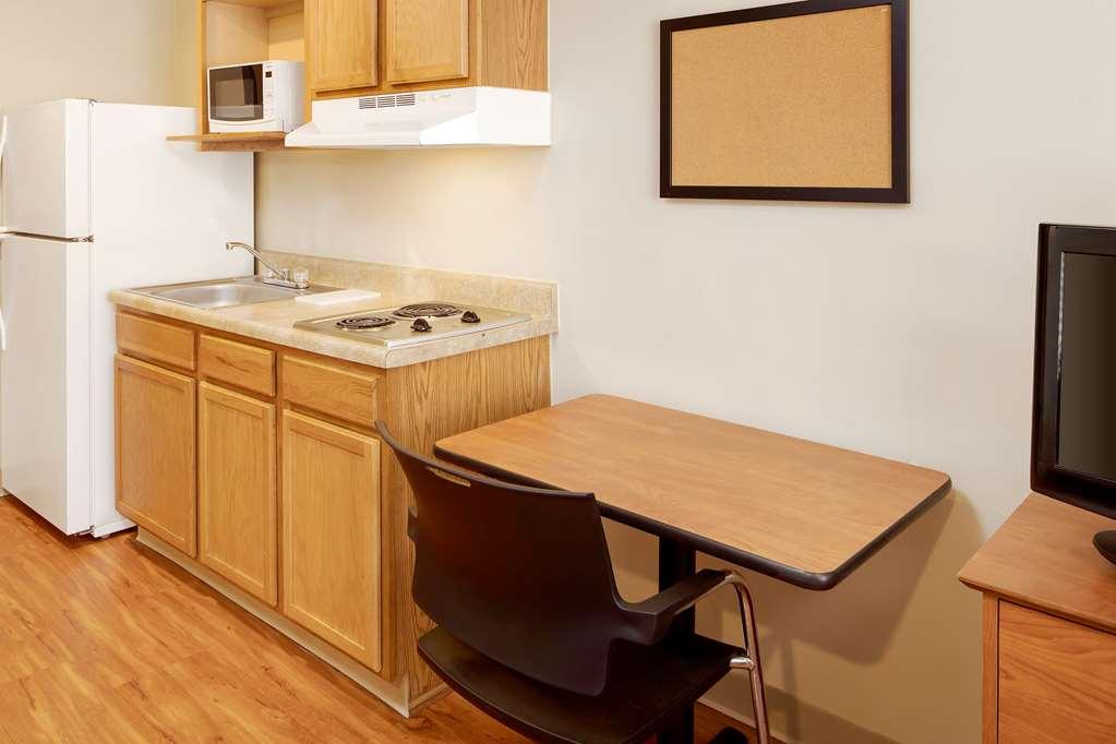 Extended Stay America Select Suites - Kansas City - South - I-49 חדר תמונה